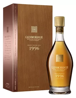 Glenmorangie Grand Vintage Malt 23y 1996 43% Dřevěný box / Rok lahvování 2019