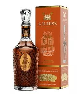 A.H. Riise A. H. Riise Non Plus Ultra Ambre d'Or Excellence  0,7 l 42 %